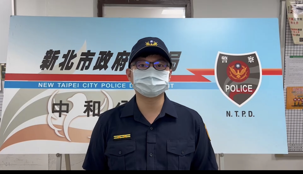 圖片說明：中和警南勢所長陳賴儀說明案情。（記者徐煜勝翻攝）