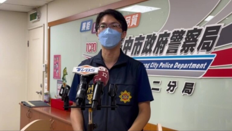 圖片說明：臺中市政府警察局第二分局偵查隊副隊長林育成說明案情。(記者謝榮浤翻攝)