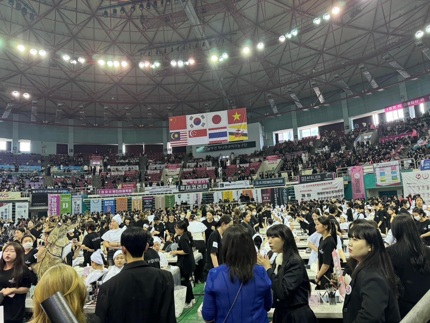 2024亞洲美業大賽韓國站盛況。(記者張欽翻攝)