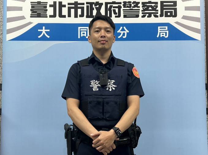 寧夏路派出所警員王文宏呼籲，家中有需要獨自外出的長者時，家屬應增加關注其安全，盡可能減少讓長輩單獨外出。（記者黃荷琇 翻攝）