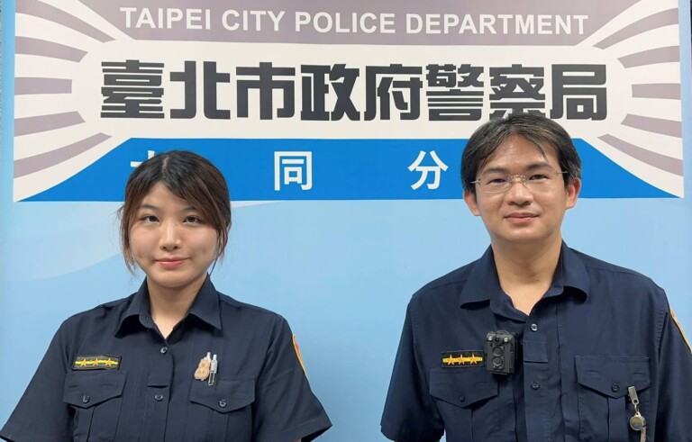 寧夏路派出所警員林珈瑄(圖左)、藍裕翔(圖右)提醒民眾，若有慢性病病史，應多加注意自身狀況，如遇緊急情況可撥打110或119，尋求警方或救護人員的即時援助，以確保自身安全。（記者黃荷琇 翻攝）