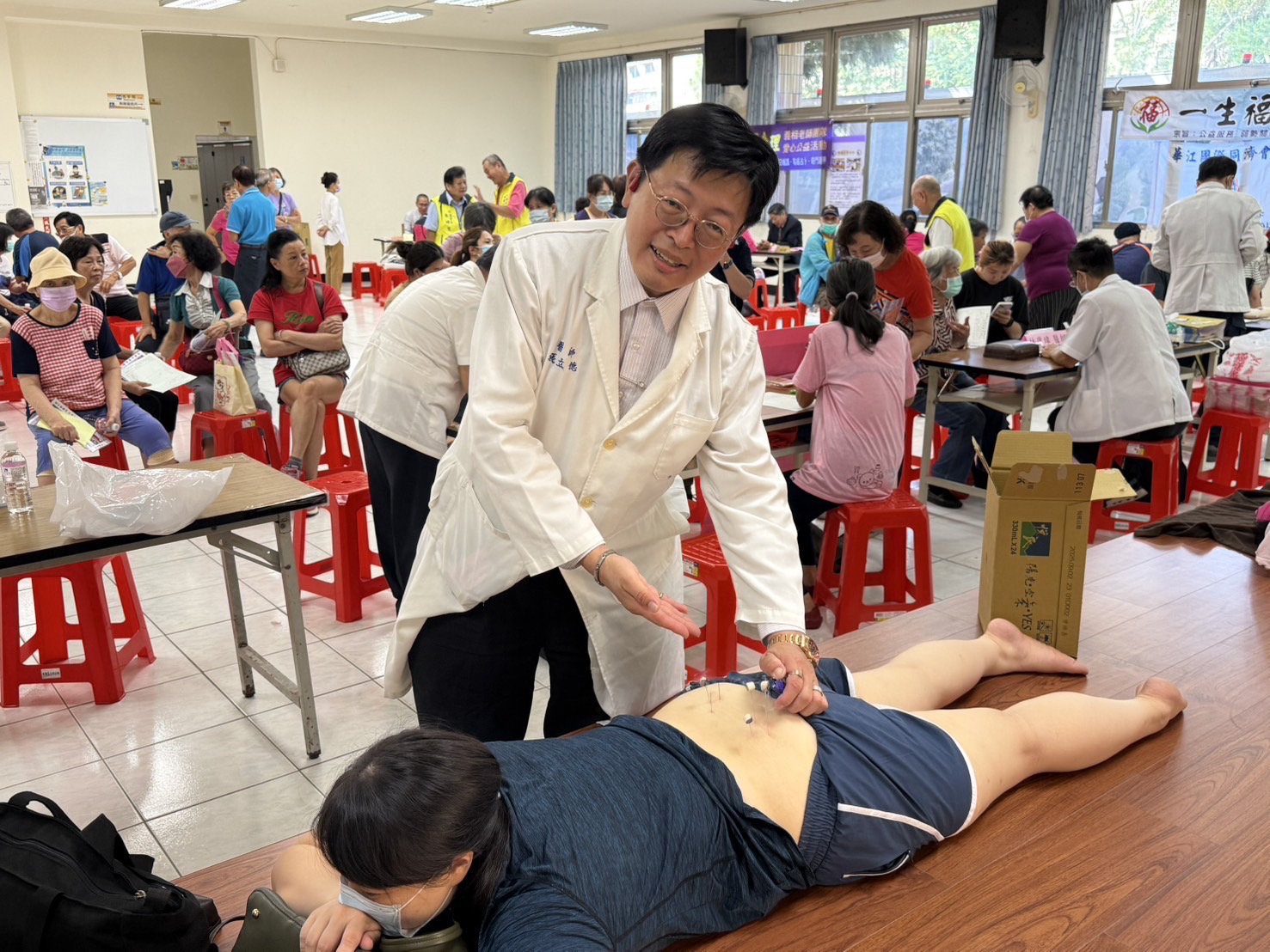 中華民國新聞記者協會理事長徐璋穆表示，希望透過這次義診推廣正確的健康知識，協助里民維護身心健康。（記者 黃荷琇翻攝）