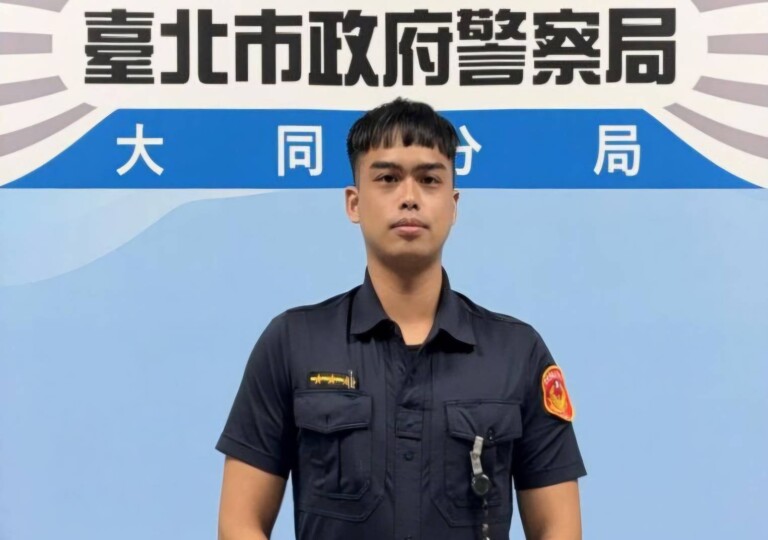 寧夏路派出所警員劉愷恩提醒民眾與旅客，搭乘大眾運輸工具時，下車前務必仔細檢查隨身物品，避免因一時疏忽而遺失重要財物。（記者 黃荷琇翻攝）