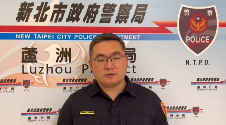 蘆洲分局蘆洲所所長許哲源説明案情。（記者李健興翻攝）