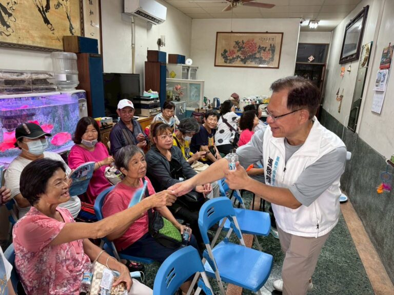 張啓楷表示,若順利當選嘉義市長,將在既有施政成果基礎上,進一步推動65歲以上長者健保費由市府全額補助,持續打造幸福宜居城市。(圖/記者翻攝)